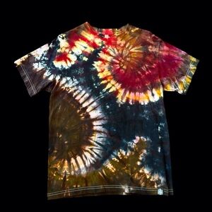 Haus of Hendo Hand Dyed Multicolor Tie-Dye Short Sleeve Tee